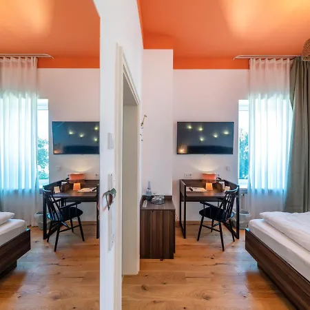 The Modernist Apartmán *
